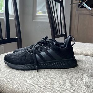Black adidas size 8 in women’s